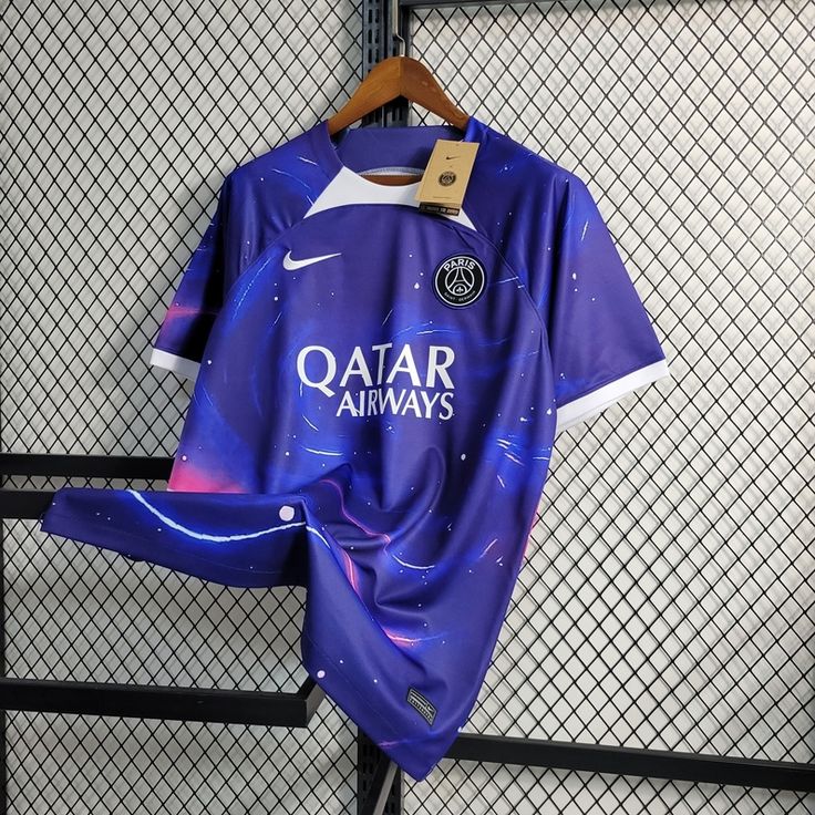 تيشيرت باريس